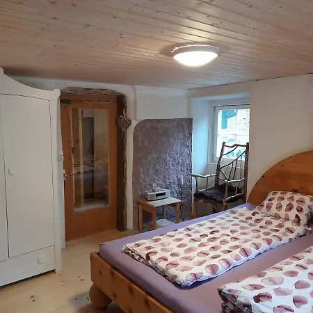 Kleine Romantische Im Ruhigen Albulatal Apartment *