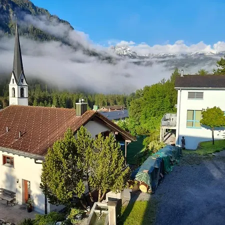 Kleine Romantische Im Ruhigen Albulatal Apartment